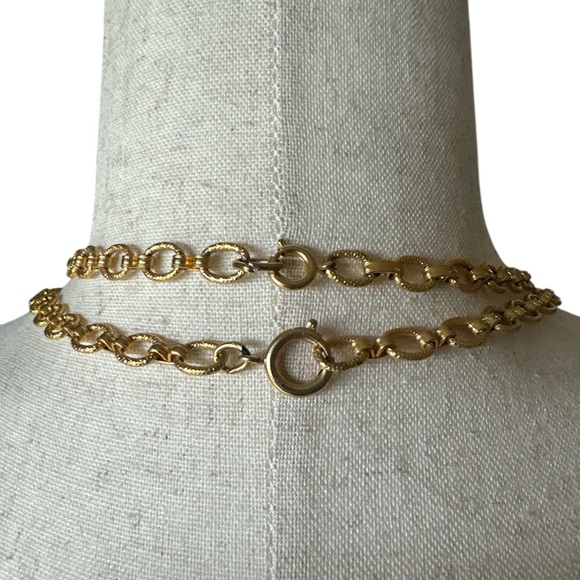 Vintage Gold-Tone Chain Necklace Set  Wear Together or Separately - Picture 7 of 8